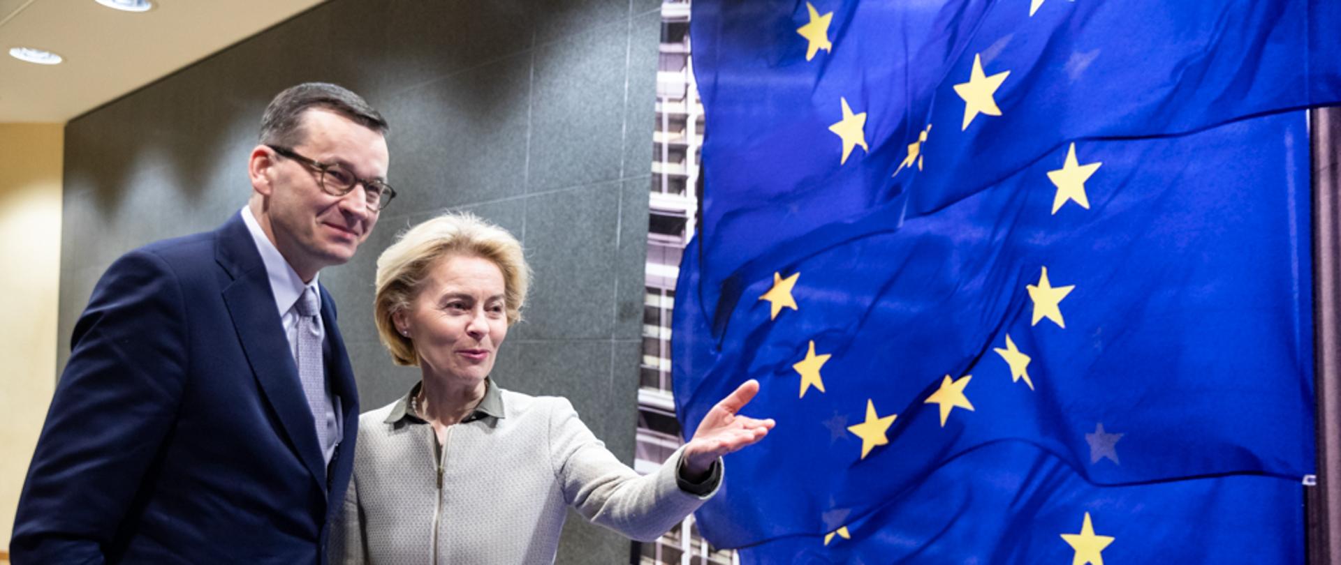 Premier Mateusz Morawiecki i Ursula von der Leyen.