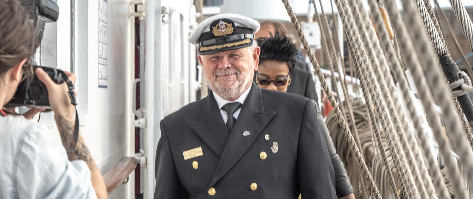 Kapitan żeglugi wielkiej Ireneusz Lewandowski