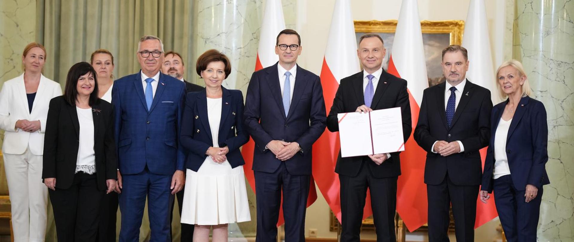 President signs Bridging Pensions Act