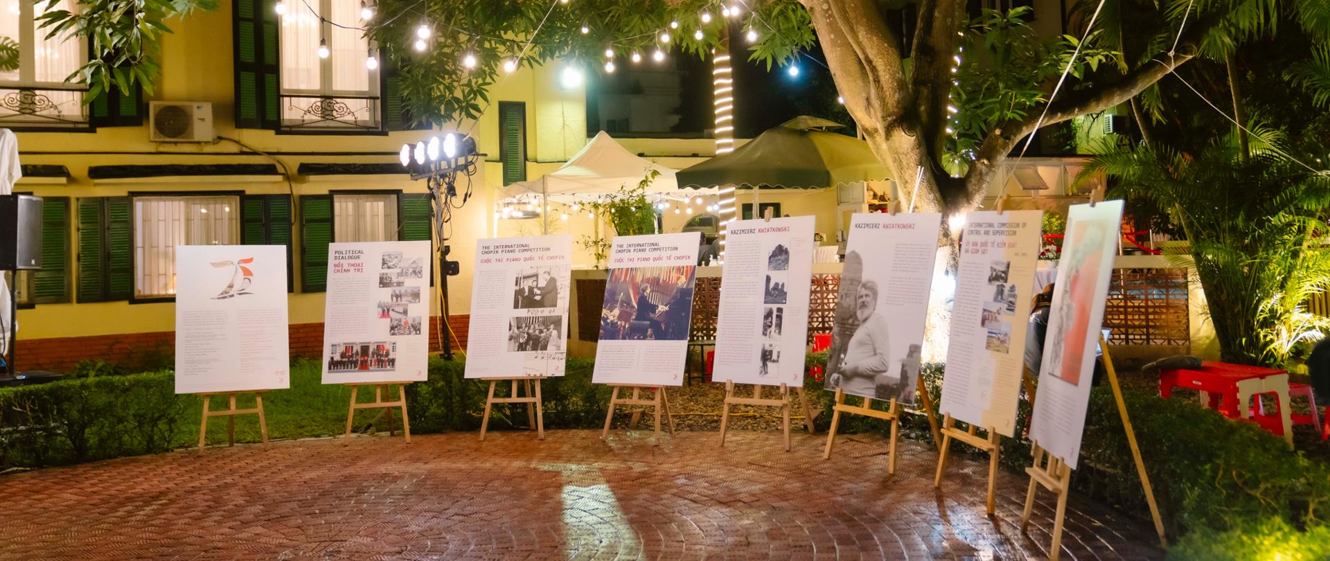 Wystawa dokumentująca 75 lat relacji dyplomatycznych między Polską a Wietnamem 