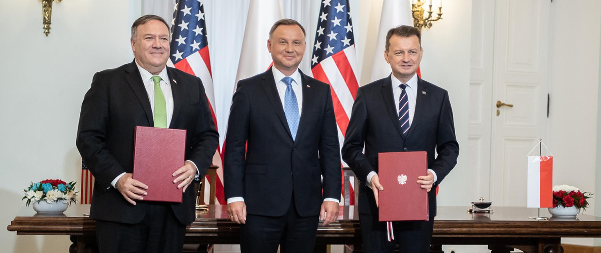 The US Secretary of State, Mike Pompeo and the Minister of National Defence, Mariusz Błaszczak signed an agreement on defense cooperation, on August 15th . The signing ceremony took place in Warsaw in the Presidential Palace in the presence of the President of the Republic of Poland, Andrzej Duda.