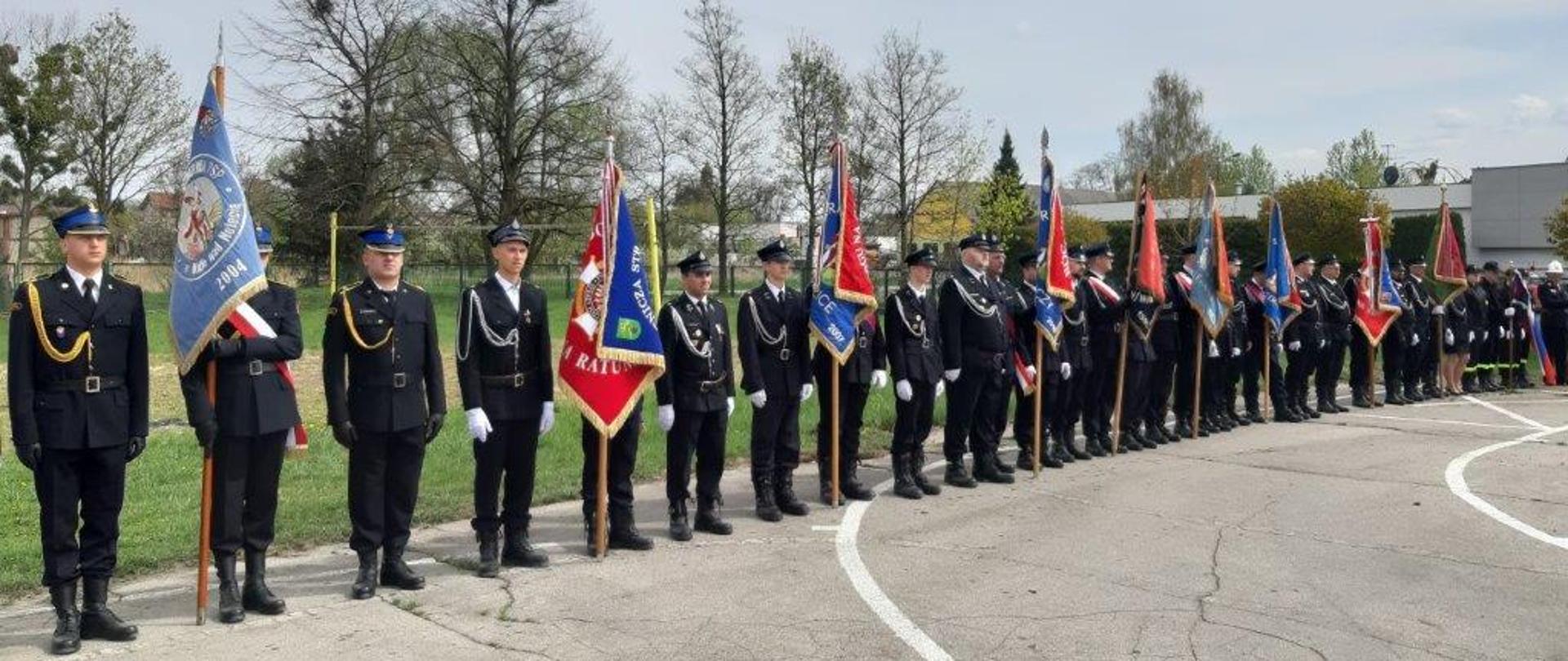 Powiatowe obchody Dnia Strażaka połączone z jubileuszem 110 rocznicy utworzenia Ochotniczej Straży Pożarnej w Ślesinie