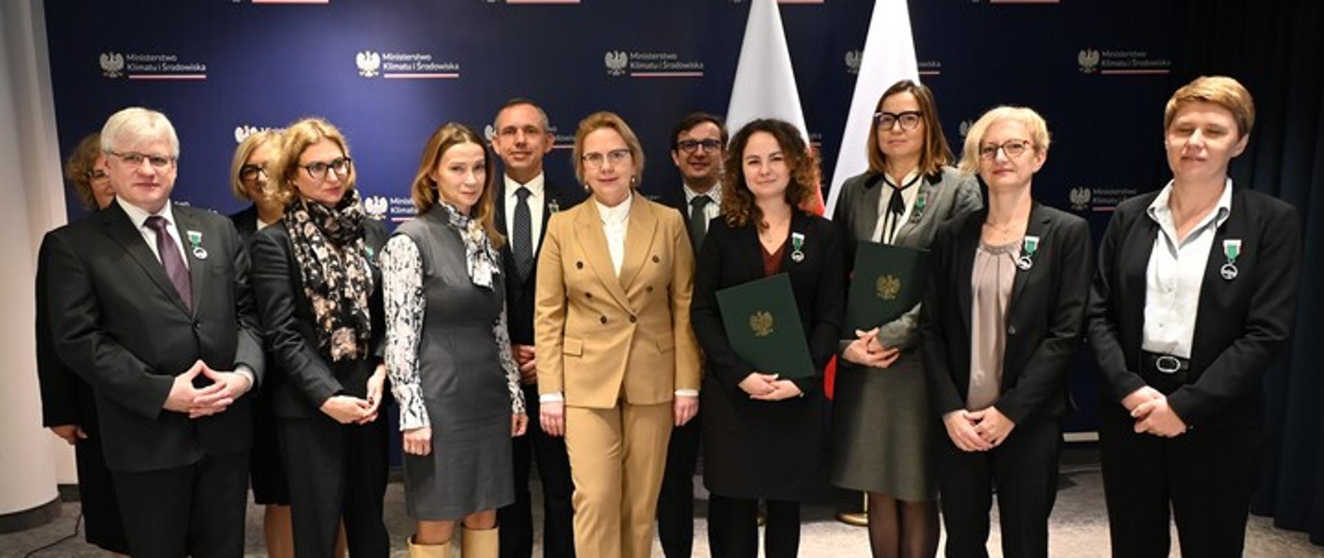 Pracownicy NFOŚiGW odznaczeni za zasługi dla ochrony środowiska i klimatu