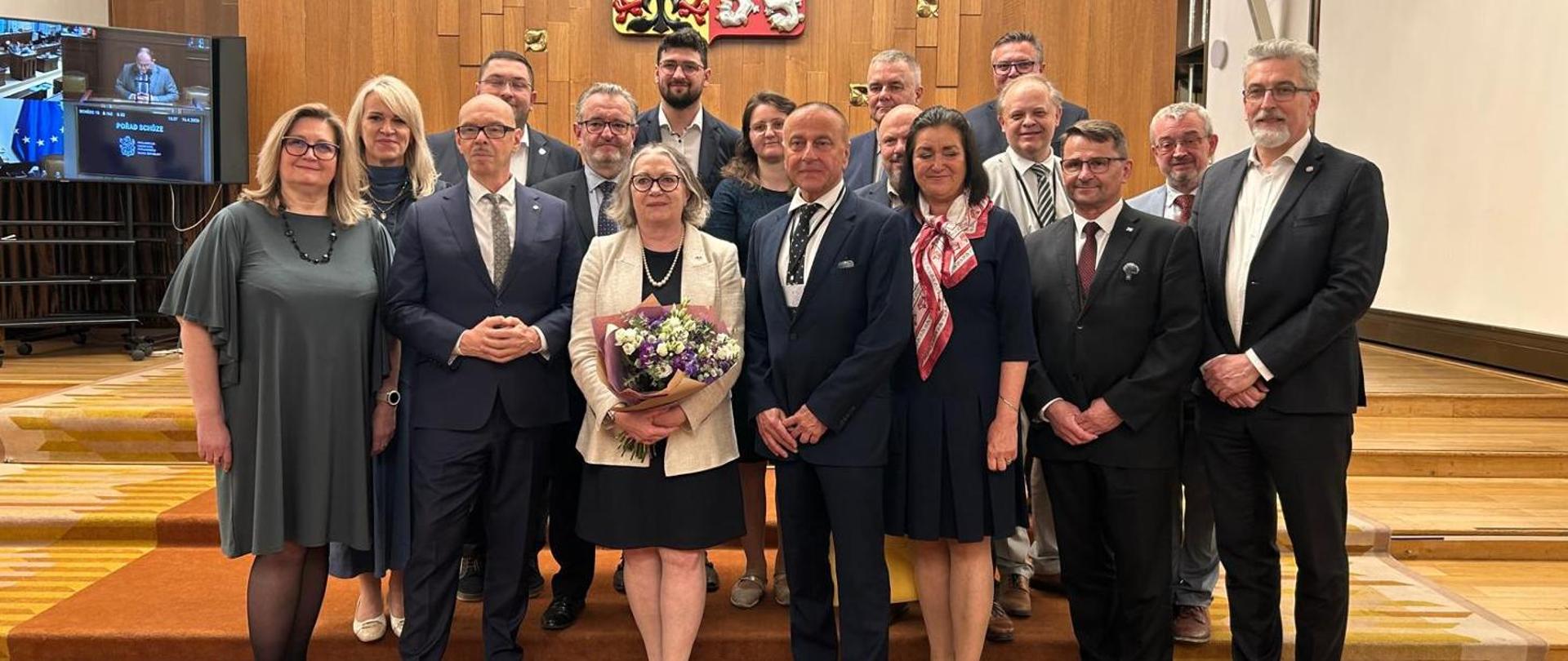 Společné foto se členy Meziparlamentní skupiny přátel Česko-Polsko