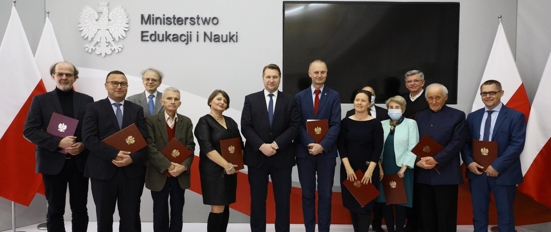 Wręczenie powołań przez ministra Przemysława Czarnka członkom Zespołu doradczego do spraw projektów „Nauka dla Społeczeństwa”