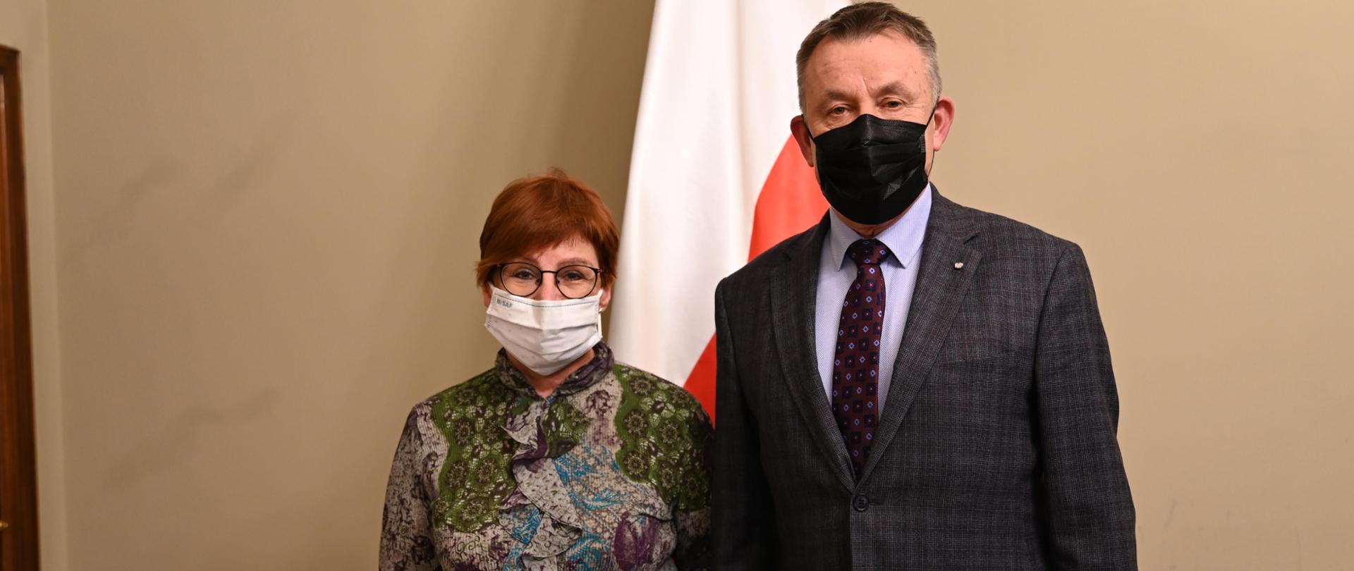 Wicewojewoda łódzki Karol Młynarczyk z nowym konsultantem wojewódzkim prof. Magdaleną Józefiowicz-Korczyńską