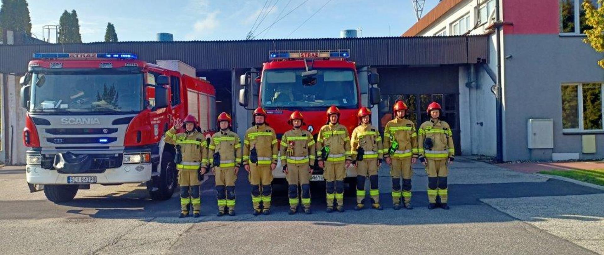 Oddanie hołdu zmarłemu strażakowi w JRG Cieszyn