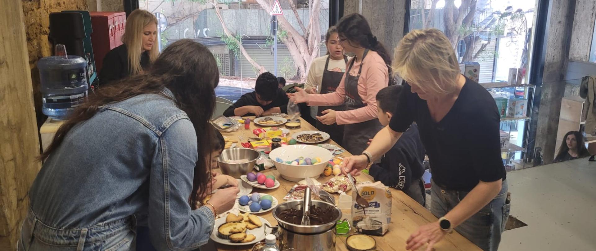 Uczestnicy warsztatów kulinarnych