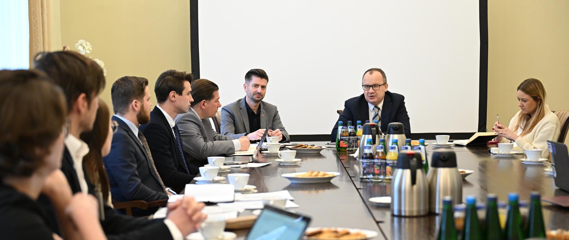 Spotkanie z organizacjami działającymi na rzecz osób LGBT+