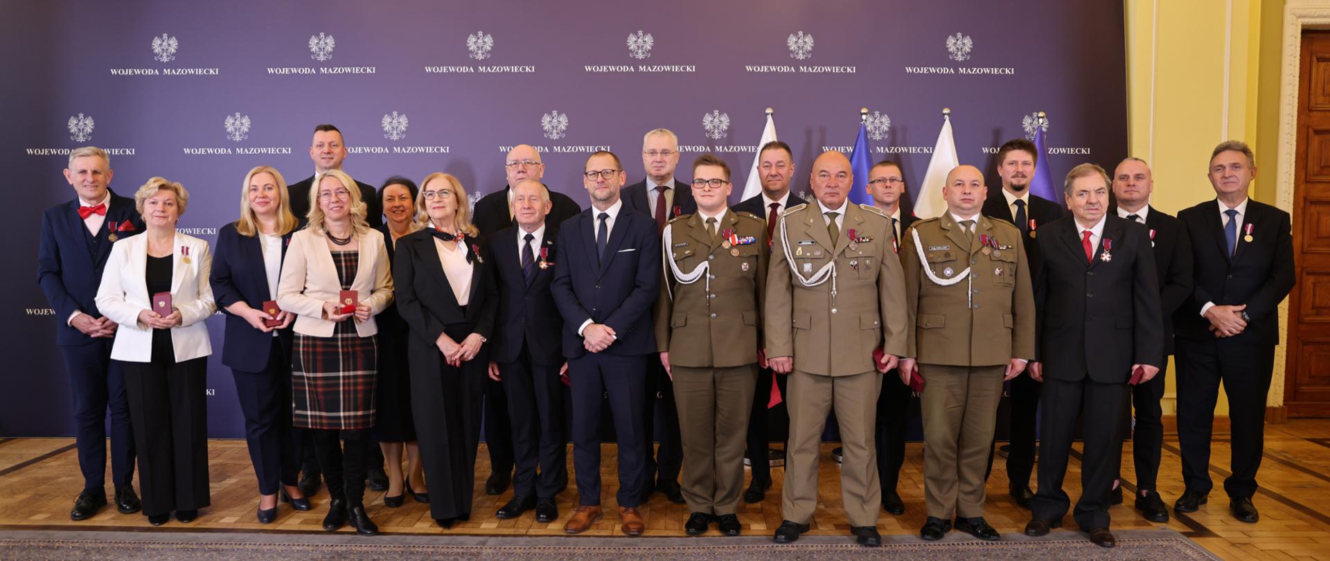 Zasłużeni mieszkańcy województwa mazowieckiego odznaczeni!