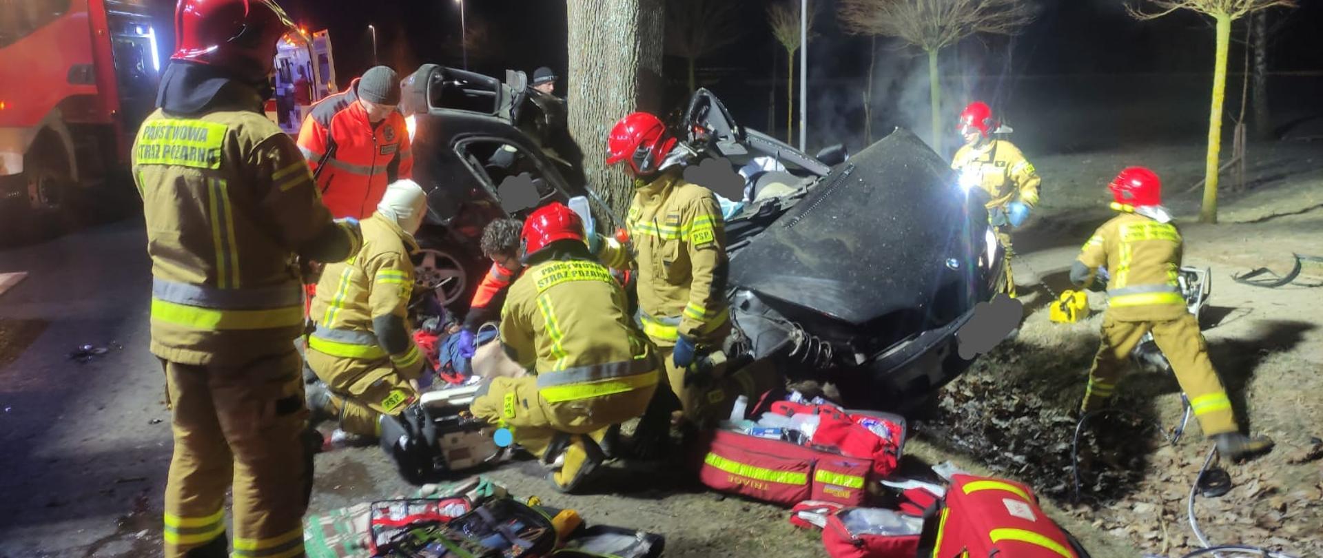 WYPADEK ZE SKUTKIEM ŚMIERTELNYM NA DRODZE.