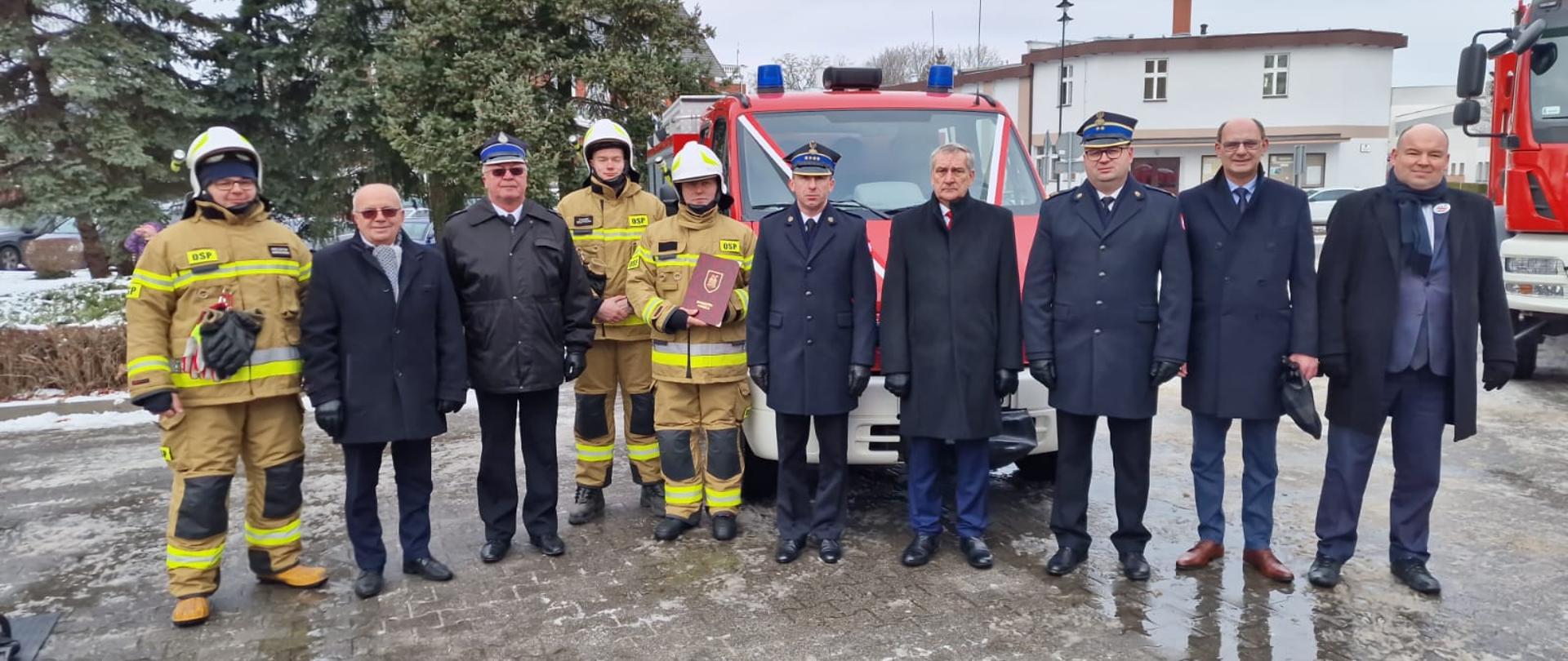 Nowe samochody dla OSP Poniec i OSP Godurowo w powiecie gostyńskim