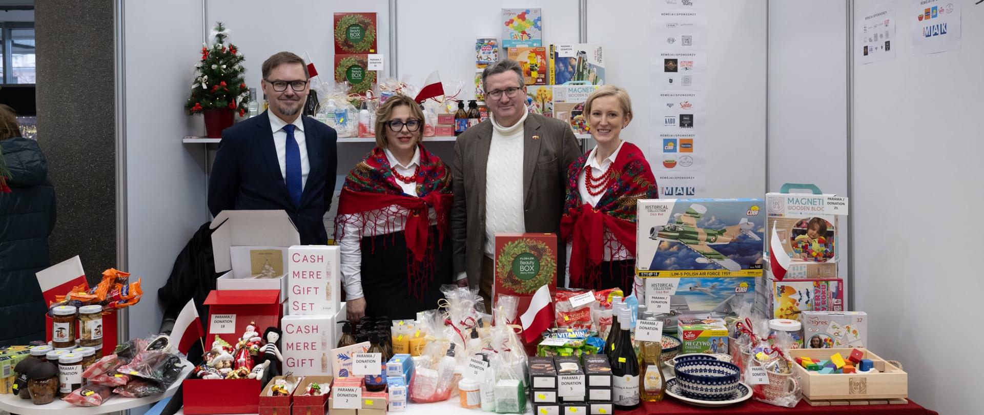 Polskie stoisko na 23. Międzynarodowym Charytatywnym Kiermaszu Świątecznym w Wilnie