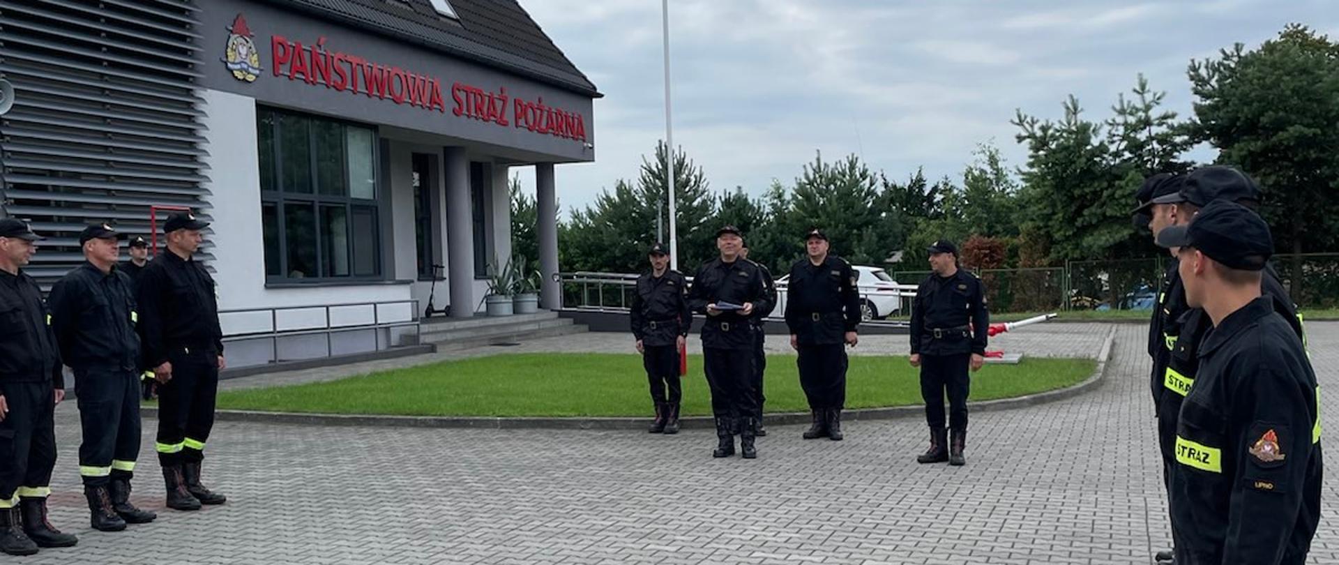 Awanse na wyższe stanowiska służbowe