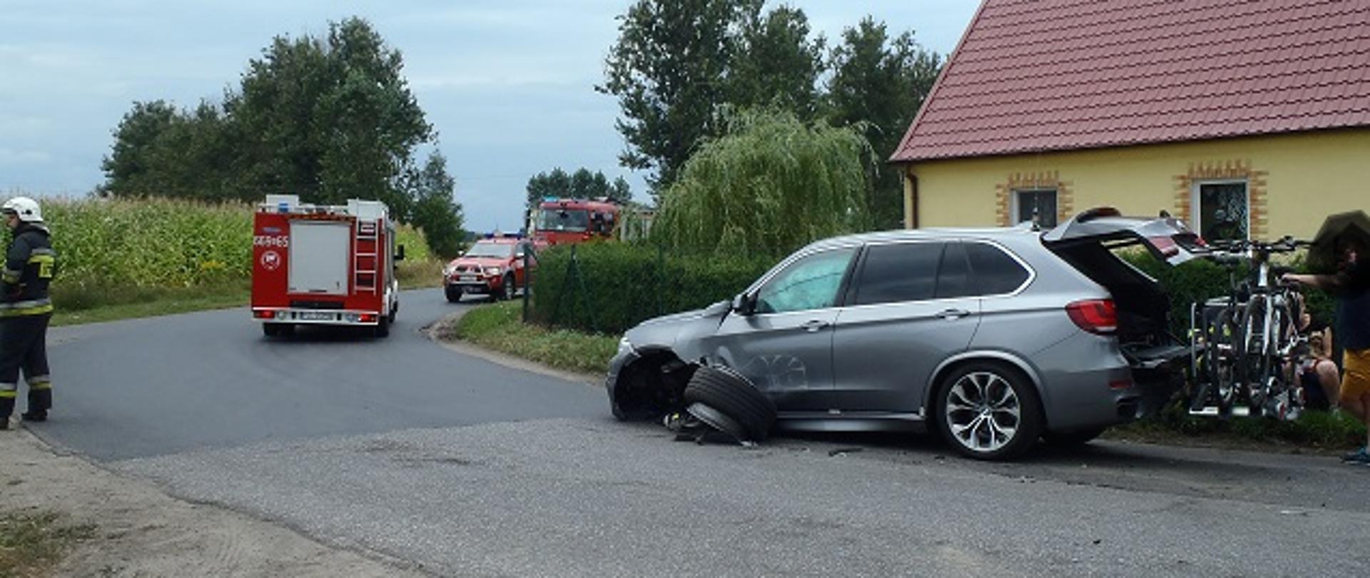 Doszło do zderzenia dwóch pojazdów 