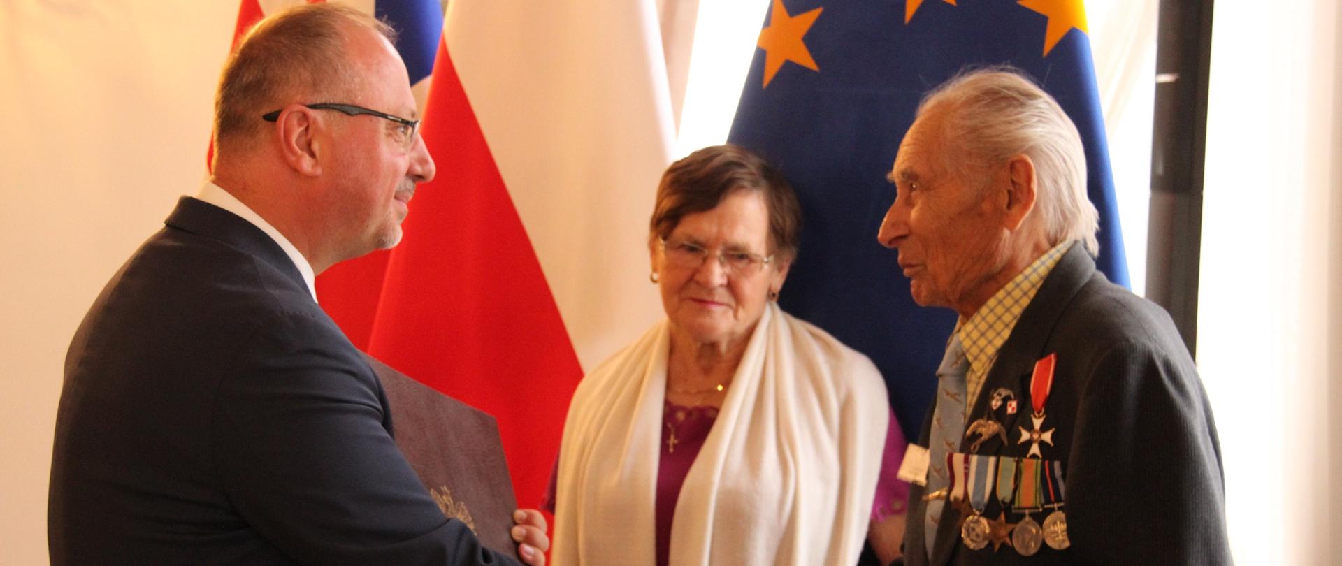 Prezydent awansował weterana bitwy o Wielką Brytanię Jana Stangreciuka na stopień podporucznika 