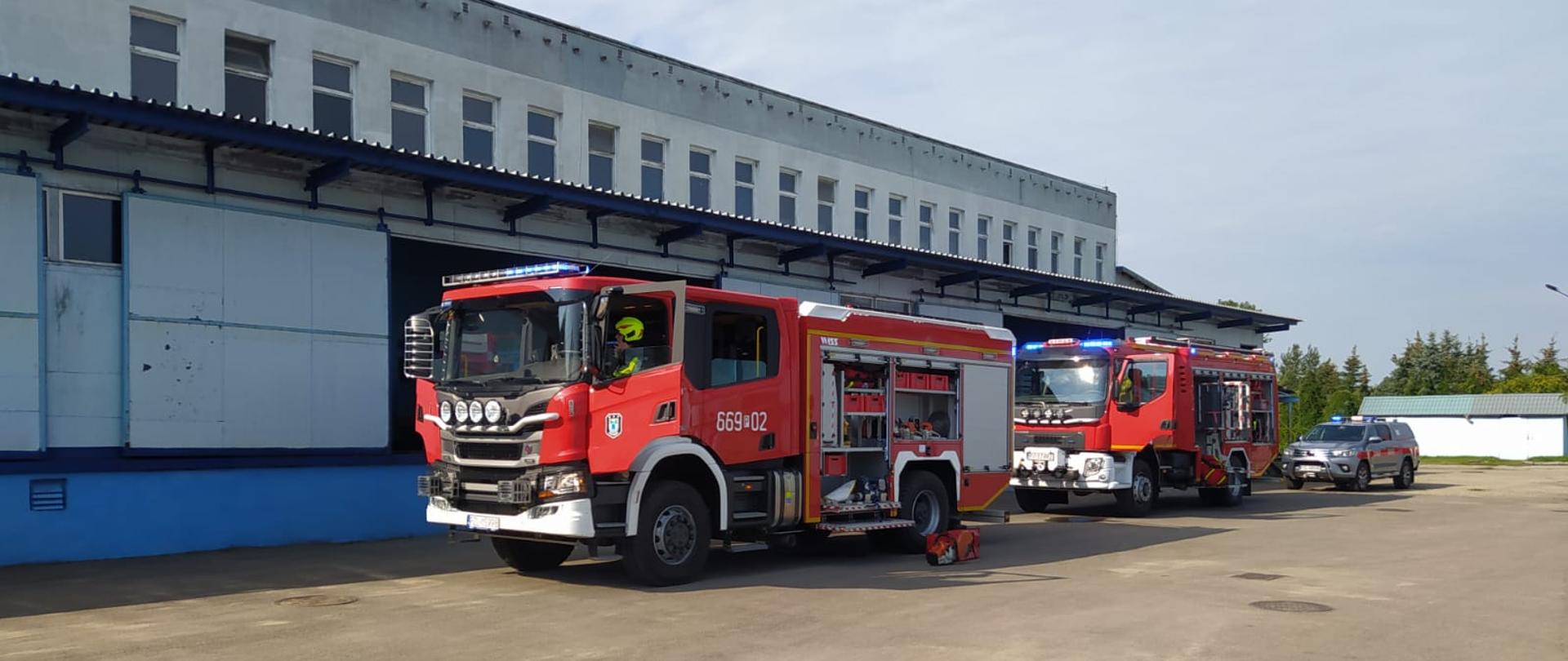 plac samochody strażackie