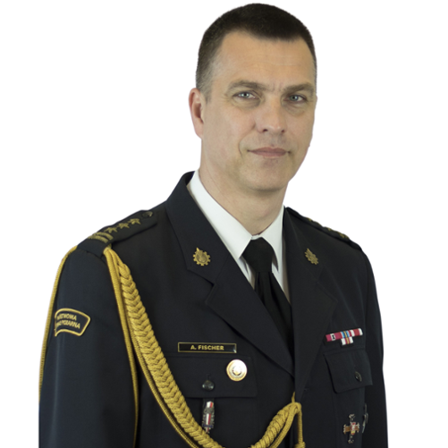 zdjęcie przedstawia zastępcę komendanta wojewódzkiego Państwowej Straży Pożarnej we Wrocławiu starszego brygadiera Andrzeja Fischera