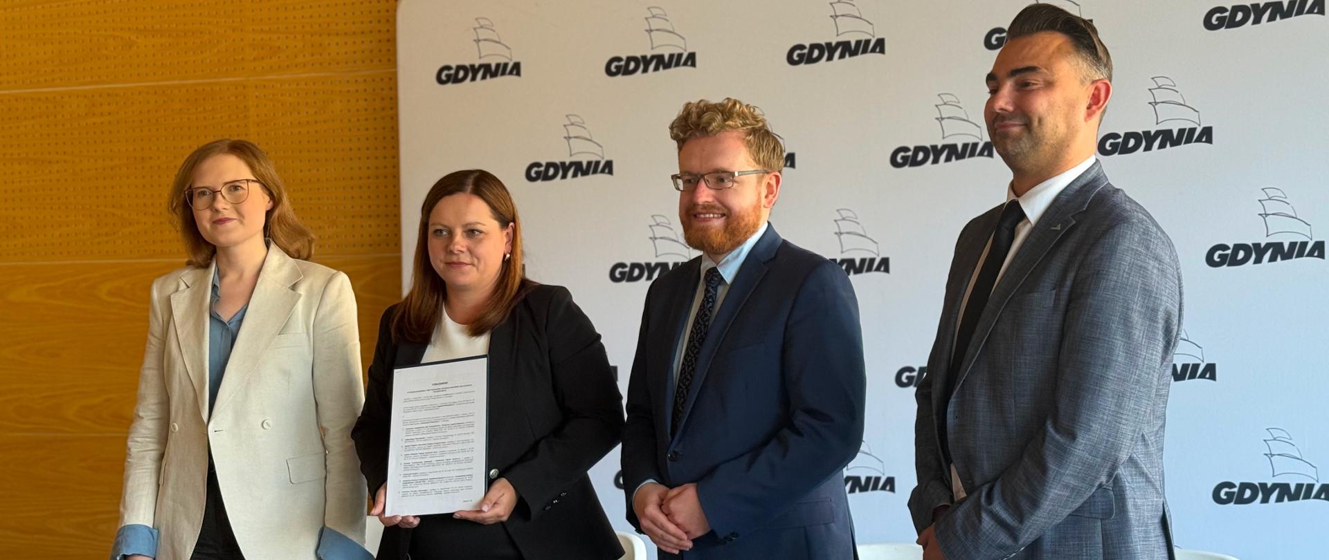 Podpisanie porozumienia PLLuM - Gdynia