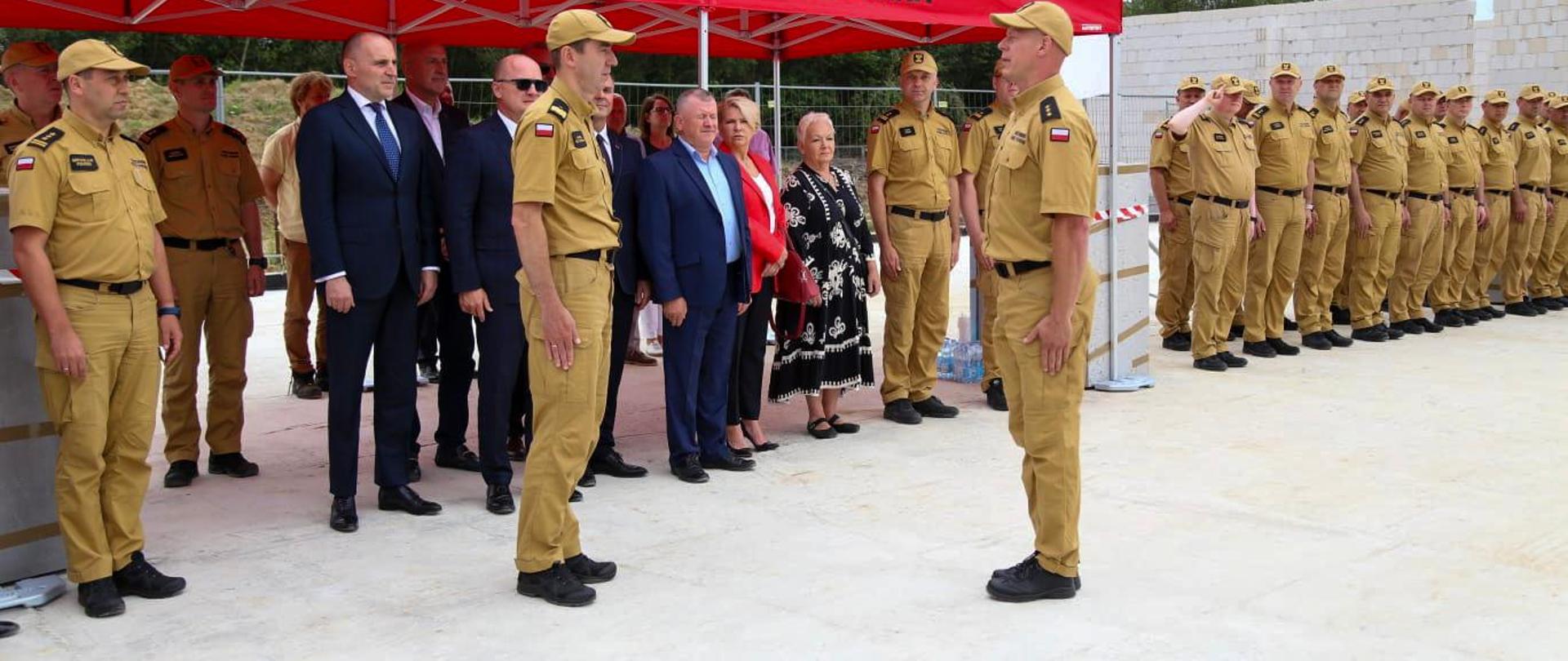 wmurowanie aktu erekcyjnego w nowo powstającym budynku Jednostki Ratowniczo-Gaśniczej nr 4 Komendy Miejskiej Państwowej Straży Pożarnej w Szczecinie.
