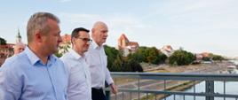 Premier Mateusz Morawiecki z wizytą na terenie nowych inwestycji w Toruniu
