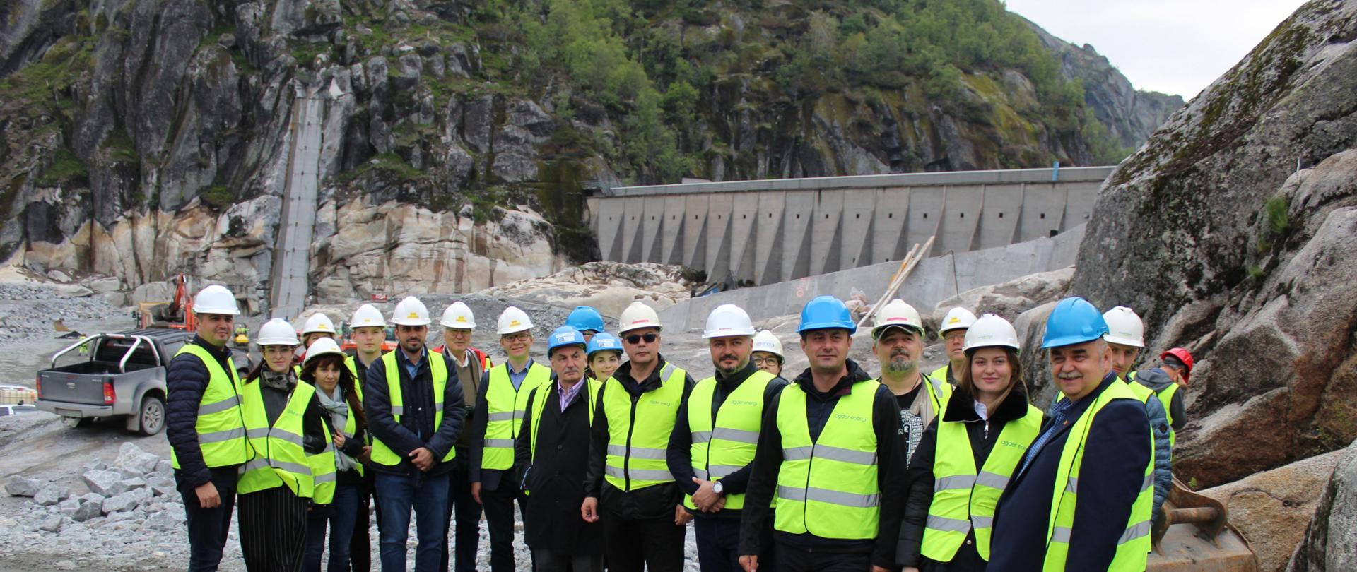 Uczestnicy wizyty studyjnej na budowie zapory Langevatn fot. Janusz Steller