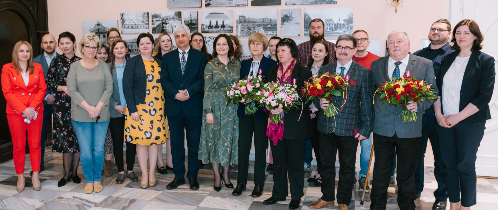 100-lecie służby cywilnej: odznaczenia dla pracowników Wojewódzkiego Urzędu Ochrony Zabytków