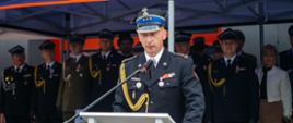 Zastępca Śląskiego Komendanta Wojewódzkiego przemawia podczas uroczystości