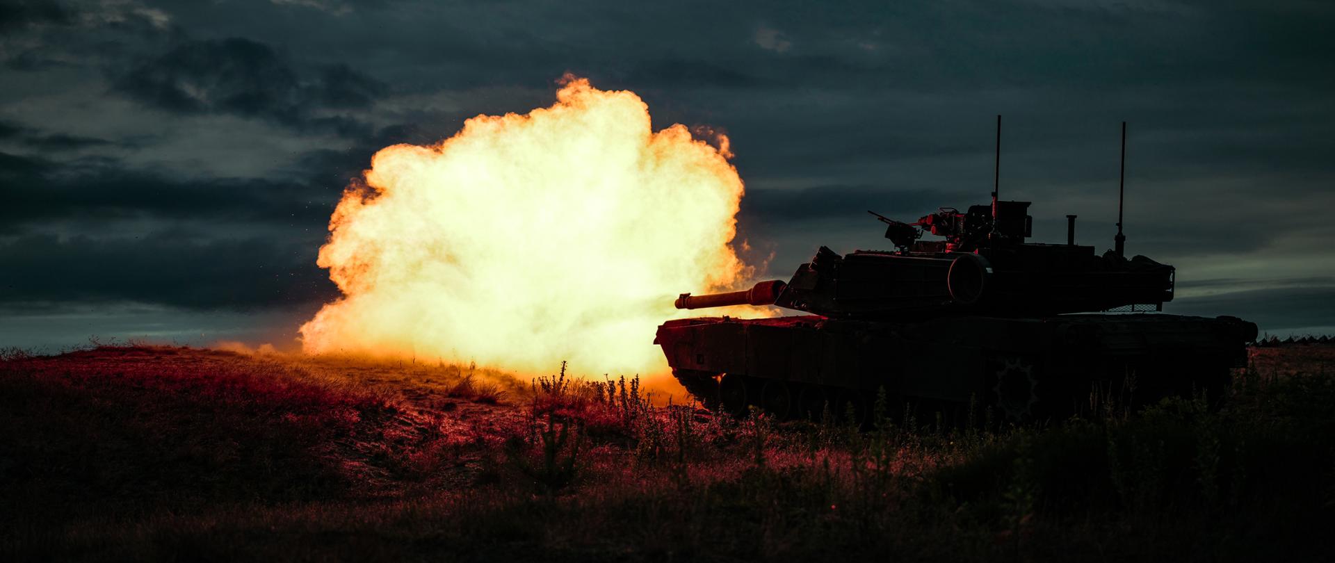 The Federation of Exercises codenamed IRON DEFENDER-25 is one of the largest and most significant training undertakings of the Polish Armed Forces planned for 2025. These defense-oriented maneuvers will be conducted on land, in the air, and at sea in the Baltic region. Around 30,000 soldiers from all branches of the Polish Armed Forces and NATO allied countries, equipped with approximately 600 units of military hardware, will jointly test their ability to deter and effectively defend the territory of Poland.