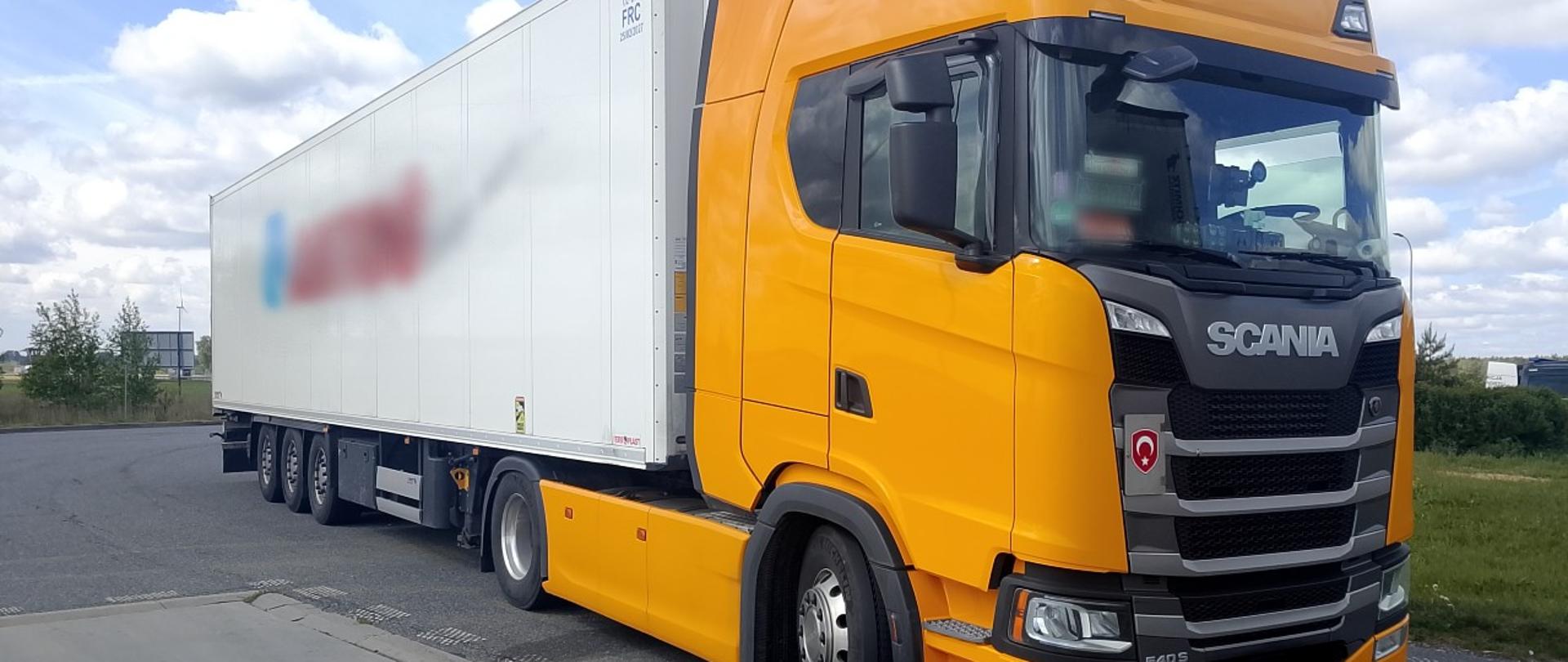 Kontrola tureckiego przewoźnika - zespół wyposażony w zbyt duże baki paliwa