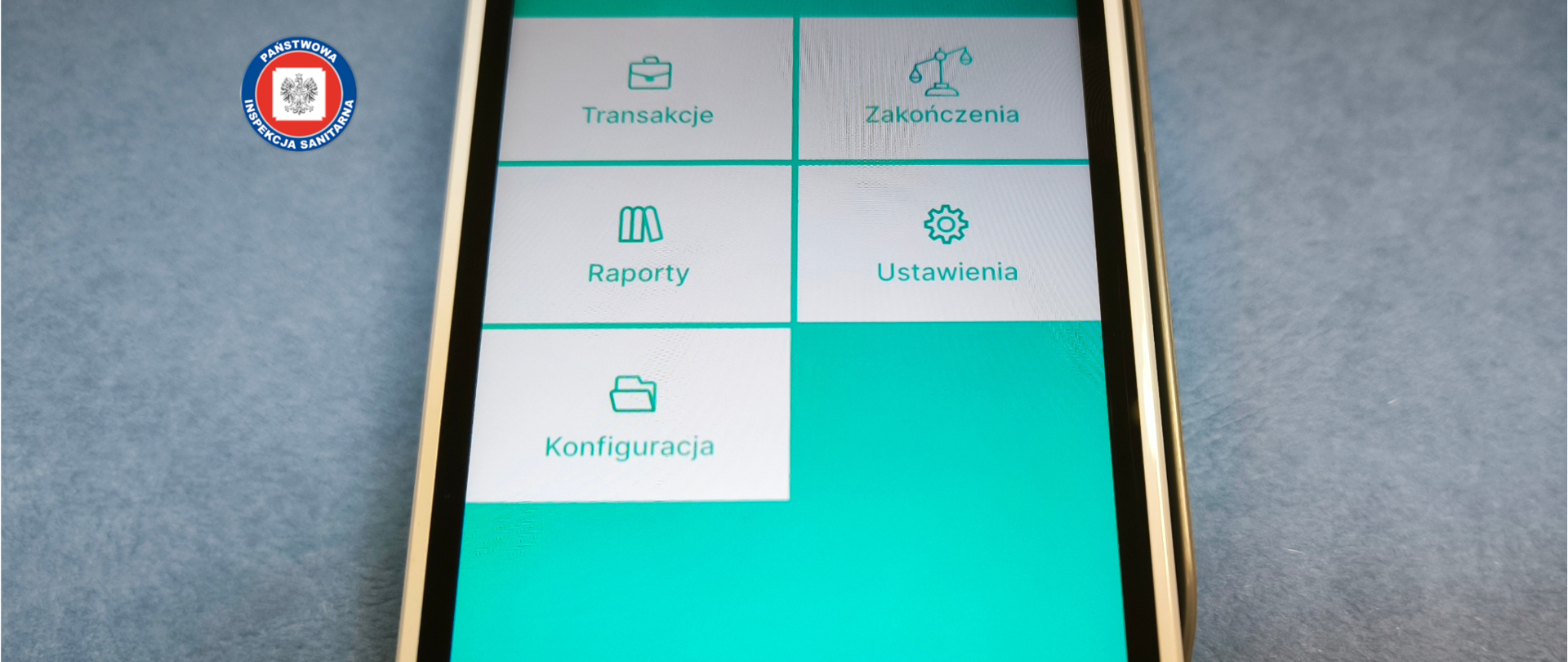 zdjęcie ekranu terminalu płatniczego