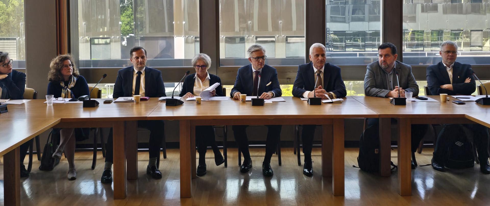 Wizyta studyjna podsekretarza stanu Artura Harazima i Doradczego Komitetu Prawnego w Genewie