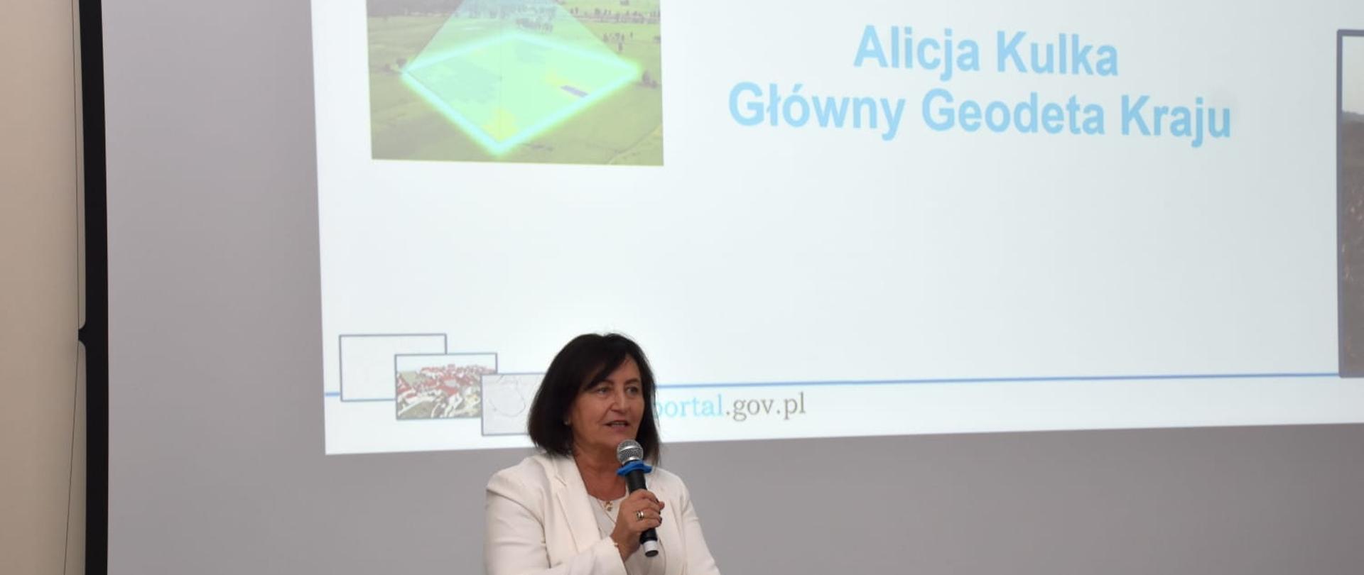 Główny Geodeta Kraju Alicja Kulka na XIV seminarium szkoleniowym „Problematyka stosowania przepisów prawa w dziedzinie geodezji i kartografii”