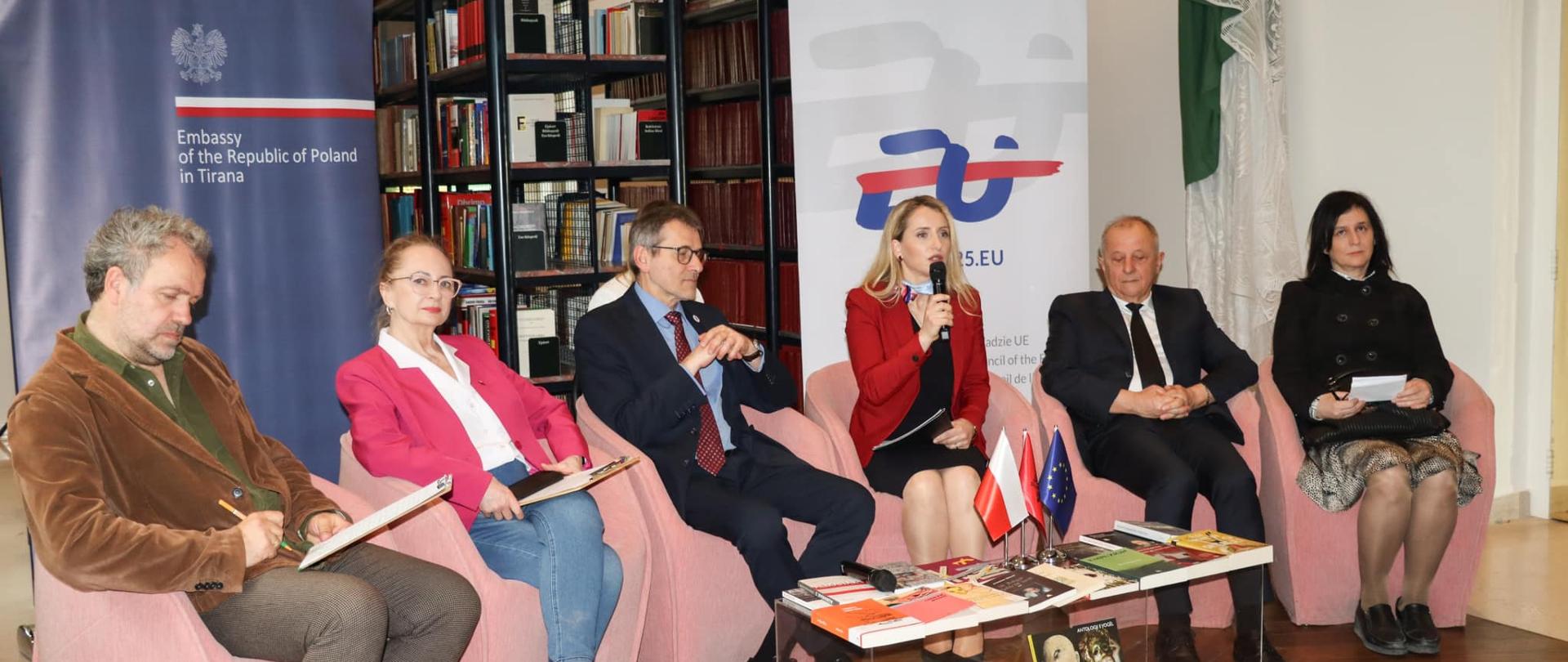 Panel on the presence of Polish literature in Albanian culture