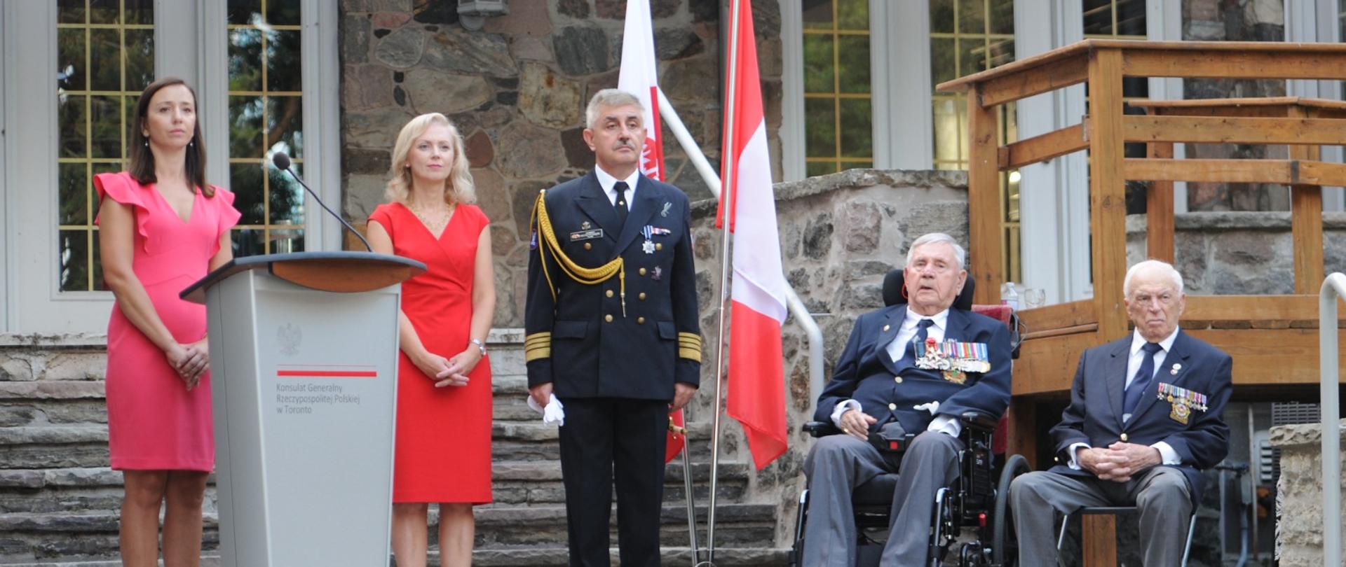 obchody Święta Wojska Polskiego w Toronto