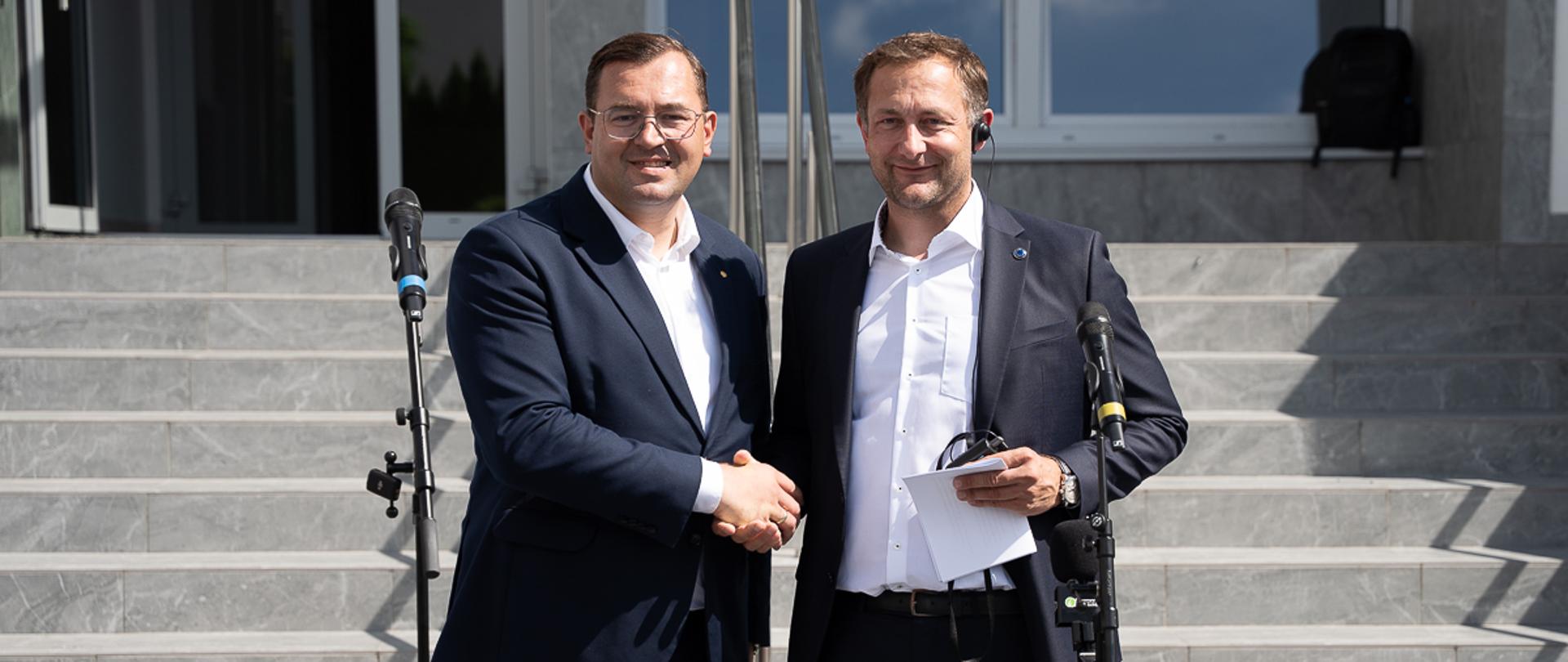 Komisarz Christophe Hansen i Minister Stefan Krajewski w BCU w Wysokiem Mazowieckiem (fot. MRiRW)