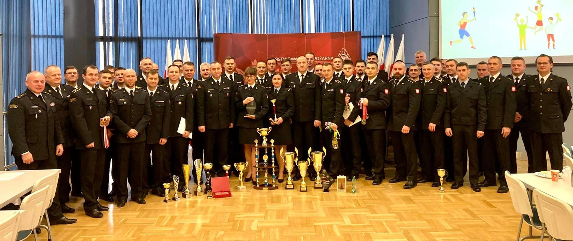 Spotkanie Małopolskiego Komendanta Wojewódzkiego PSP z wybitnymi strażakami sportowcami 