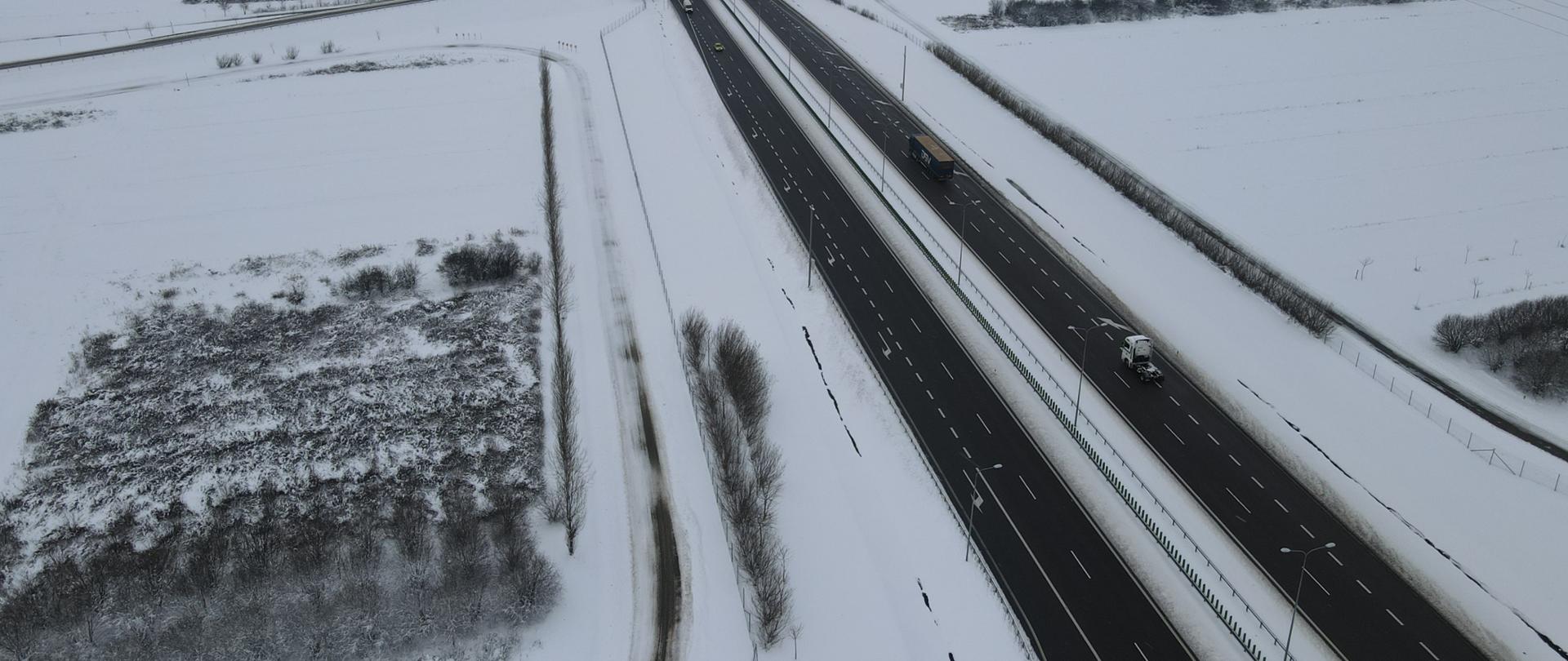 Zimowe utrzymanie. Droga S17