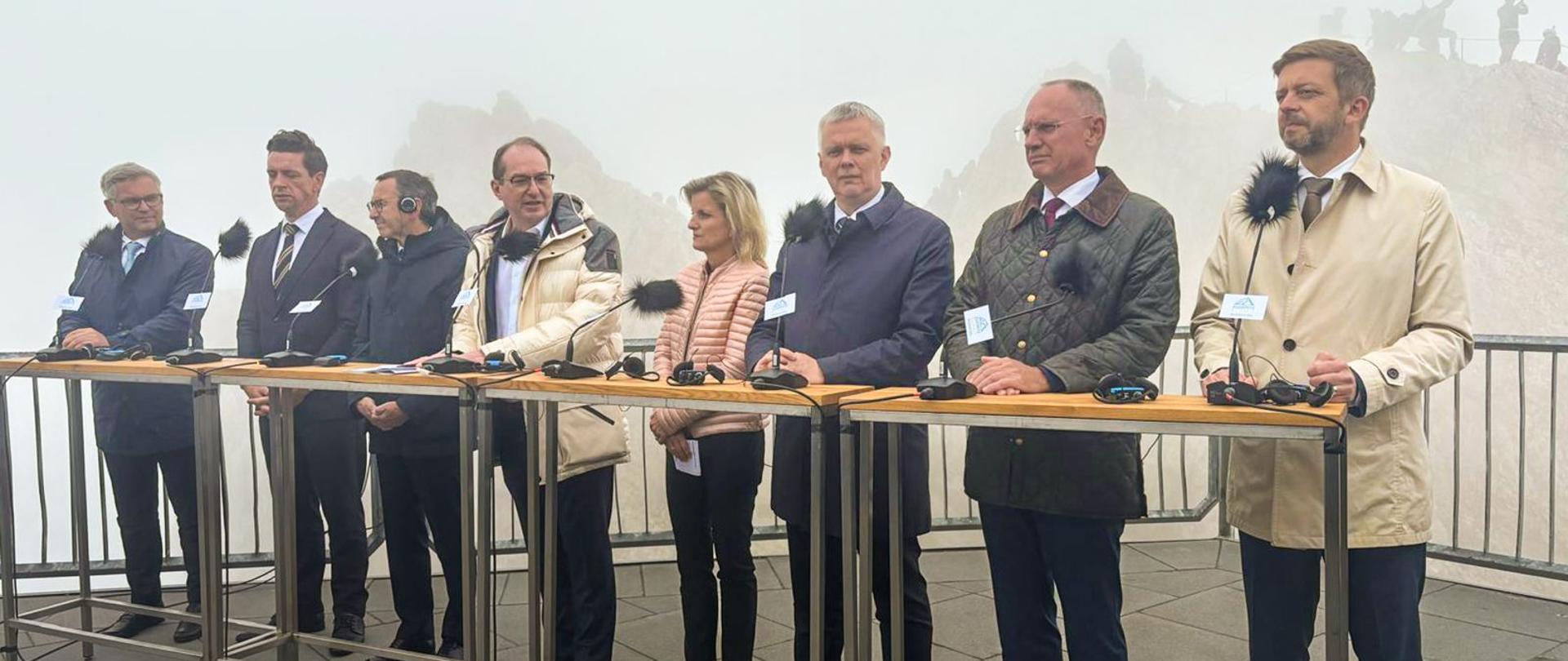 Szczyt Migracyjny na Zugspitze z udziałem ministra Tomasza Siemoniaka.