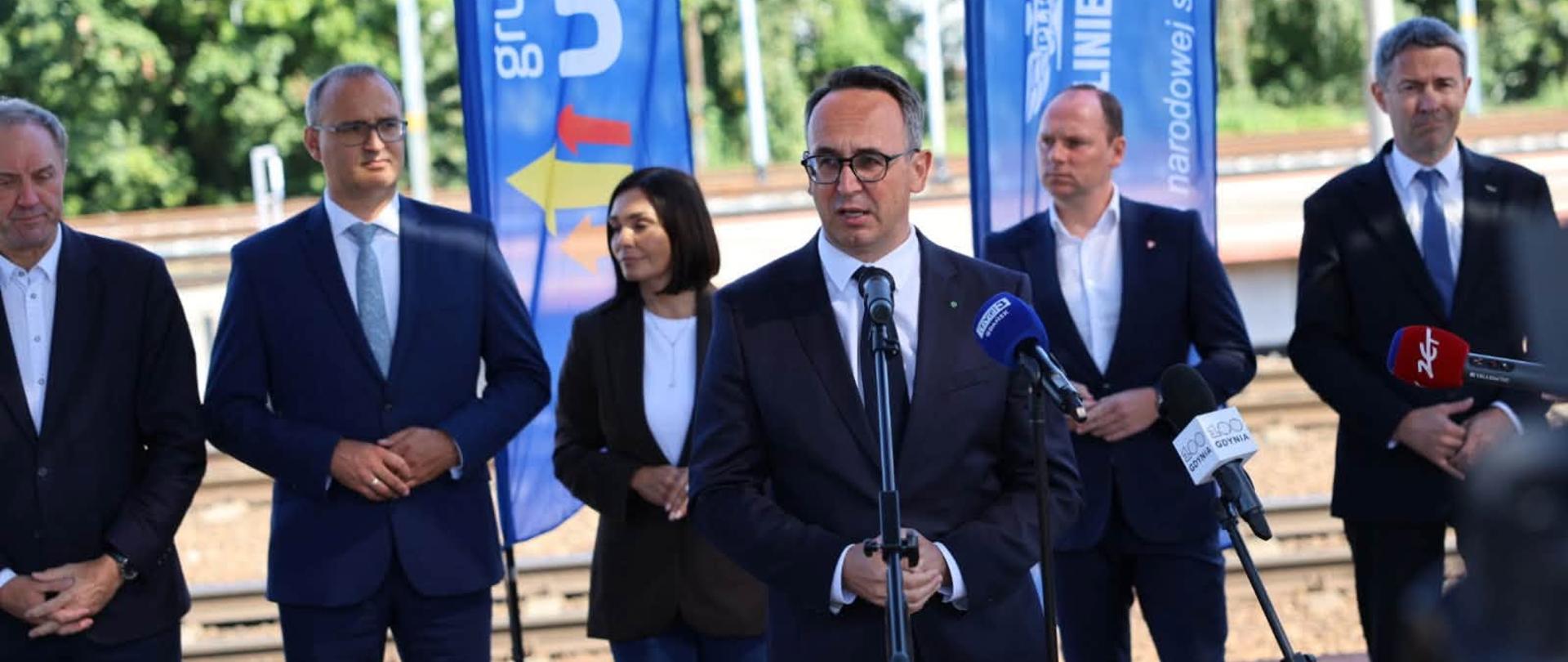Trzeci tor i nowe przystanki na trójmiejskim odcinku „Węglówki” - zyskają podróżni i port w Gdyni
