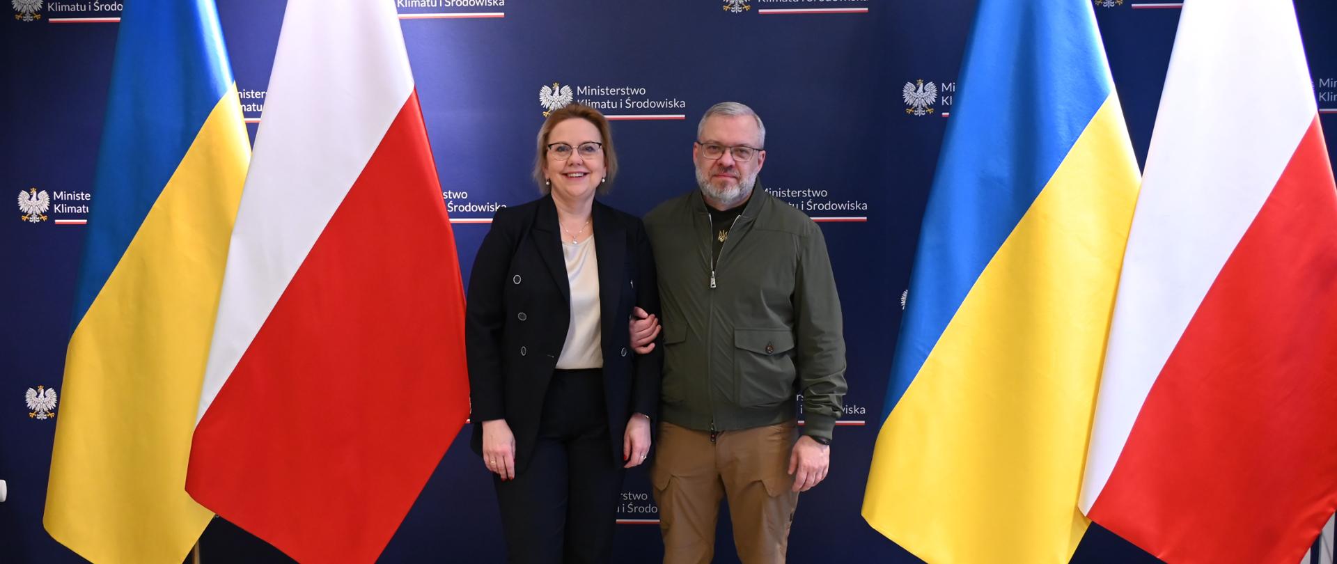 Minister klimatu i środowiska Anna Moskwa z ministrem energetyki Ukrainy Germanem Galushchenko