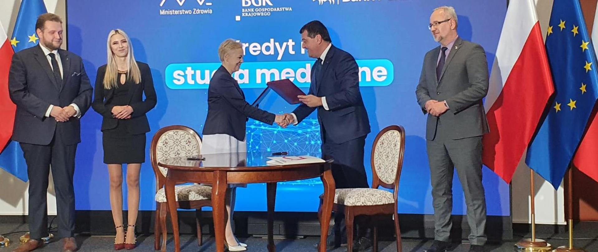 Chcesz zostać lekarzem? Skorzystaj z kredytu na studia medyczne