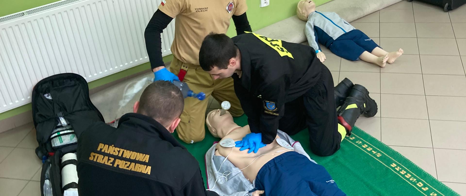 Egzamin recertyfikacyjny z kwalifikowanej pierwszej pomocy