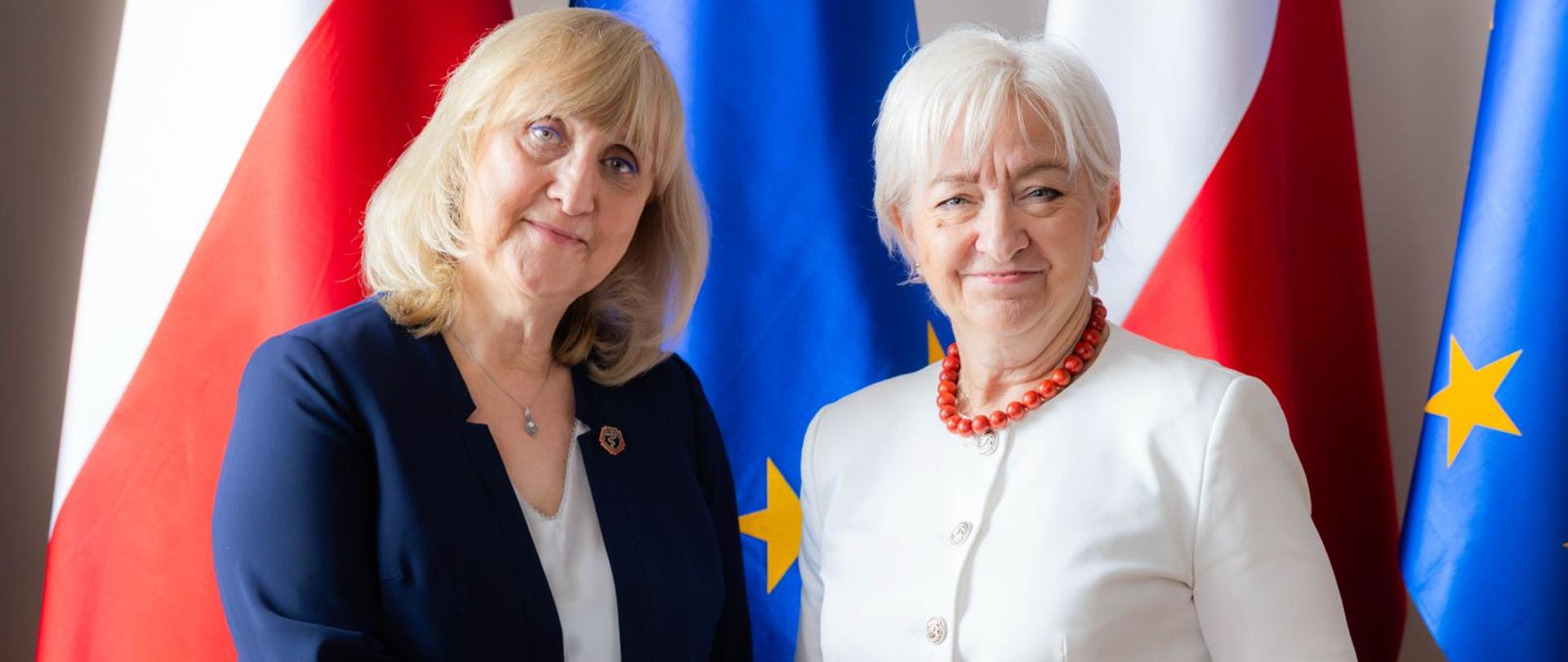 Wojewoda łódzki Dorota Ryl powołała na kolejną kadencję lek. Anettę Bartczak na stanowisko konsultanta wojewódzkiego w dziedzinie chorób zakaźnych. 