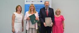 Na zdjęciu od lewej strony: Beata Rydlewska, NFOŚiGW, Katarzyna Wierska-Kuberka, Prezes Miejskiego Przedsiębiorstwa Wodociągów i Kanalizacji „WODNIK” Sp. z o.o., Robert Gajda, Zastępca Prezesa NFOŚiGW, Ewa Kamieńska, Dyrektor w Departamencie Ochrony Wód NFOŚiGW.