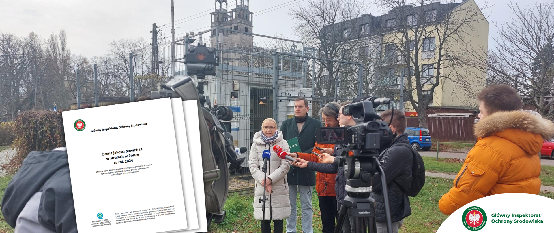 Konferencja prasowa, spotkanie w terenie, dziennikarze. 