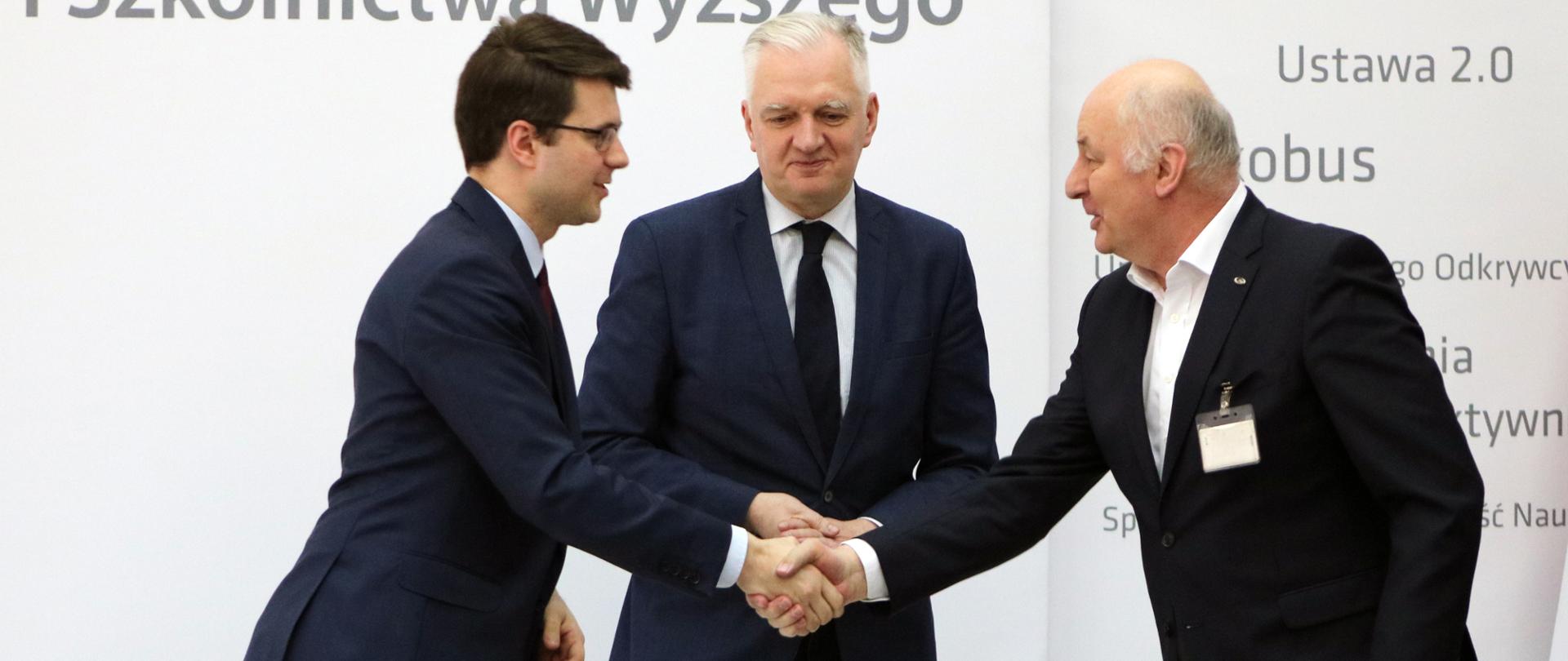 Przewodniczący zespołu ds. monitorowania wdrażania reformy nauki i szkolnictwa wyższego.