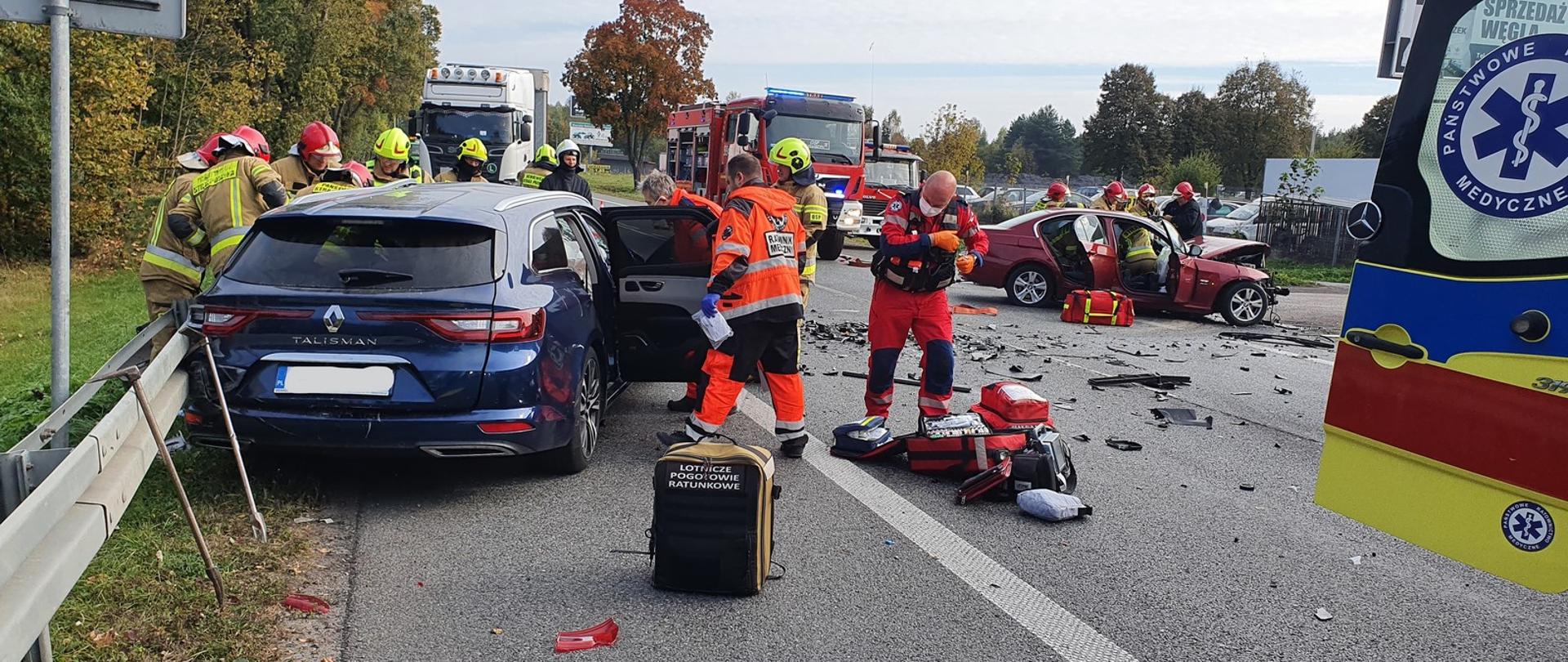 Służby podczas działań ratowniczych
