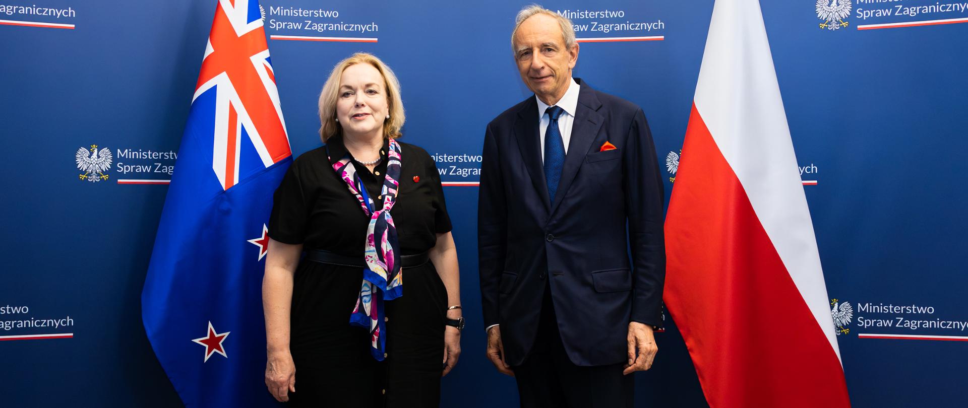 Secretary of State Władysław Teofil Bartoszewski meets New Zealand Minister of Defence Judith Collins