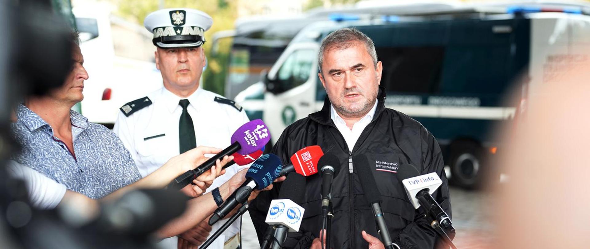 Rekordowa liczba skontrolowanych autokarów. Podsumowanie wakacyjnych działań.